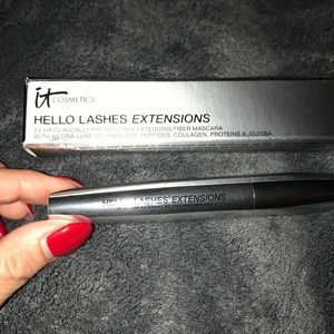 It Cosmetics hello lash extension mascara